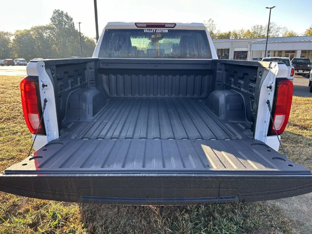 New 2026 Summit White GMC Pro image 11