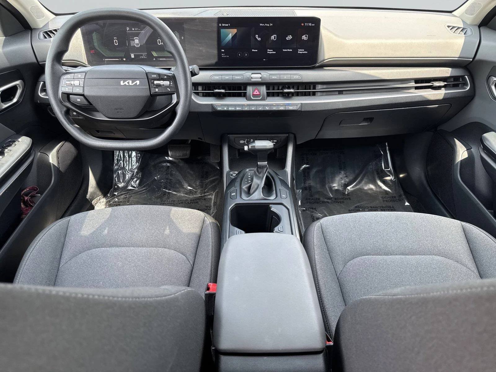 Used 2025 Snow White Pearl Kia LXS image 13
