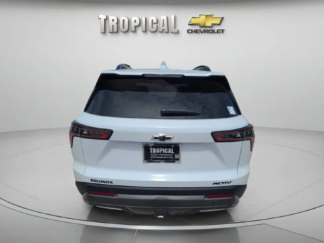 New 2027 Polar White Tricoat Chevrolet ACTIV image 4