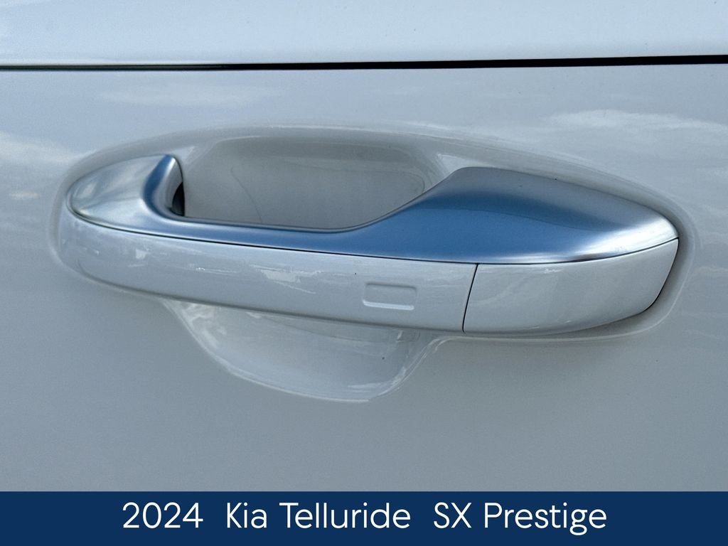 Used 2024 White Kia SX-Prestige image 13