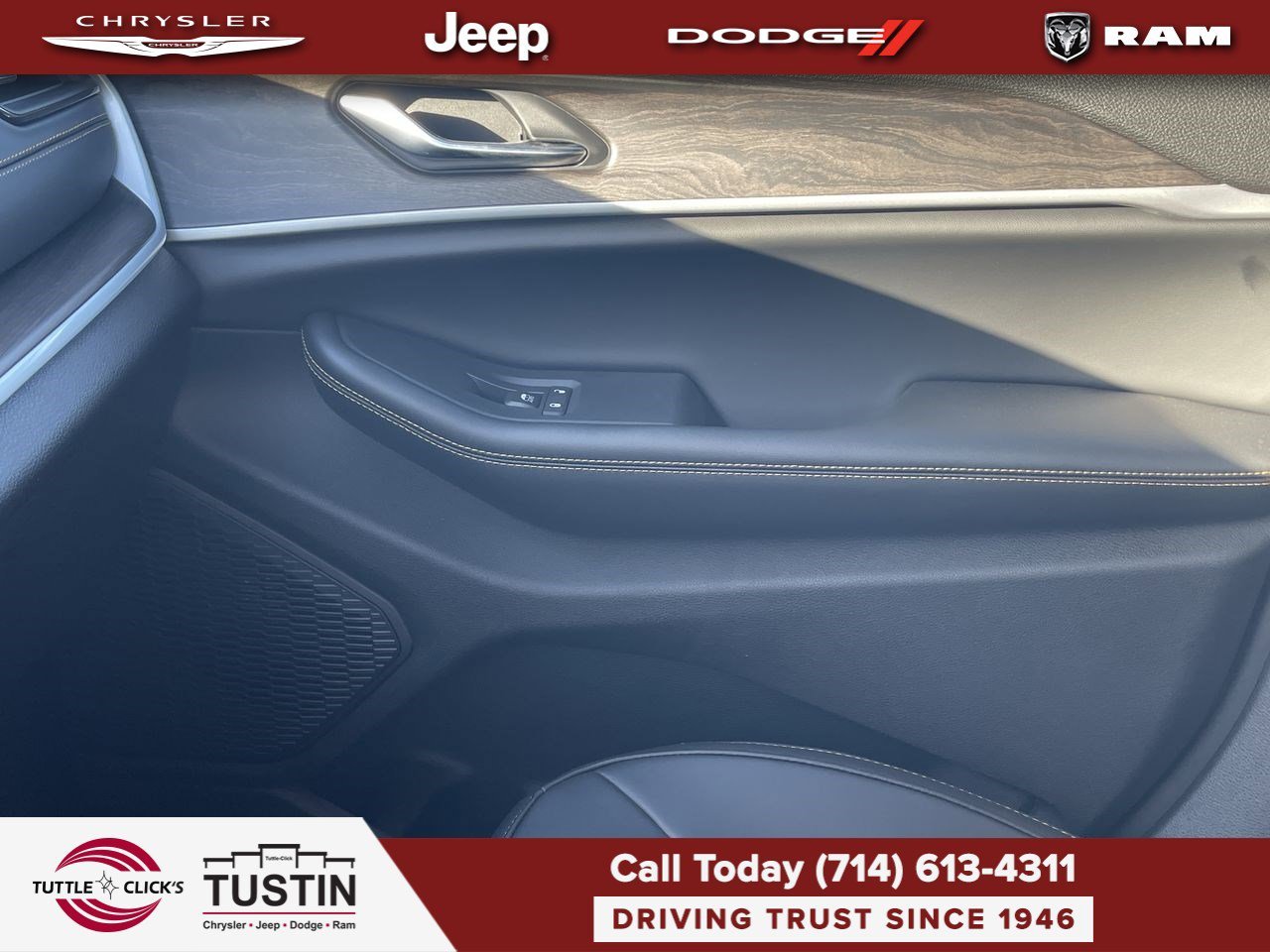 New 2026 Diamond Black Crystal Pearl-Coat Exterior Paint Jeep 85th Anniversary Edition image 21