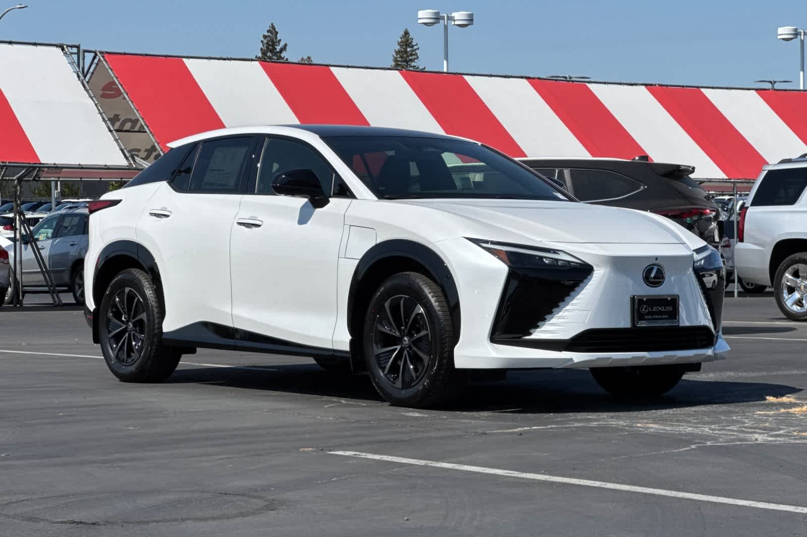 New 2026 Oxygen White Lexus  450e PREMIUM AWD image 5