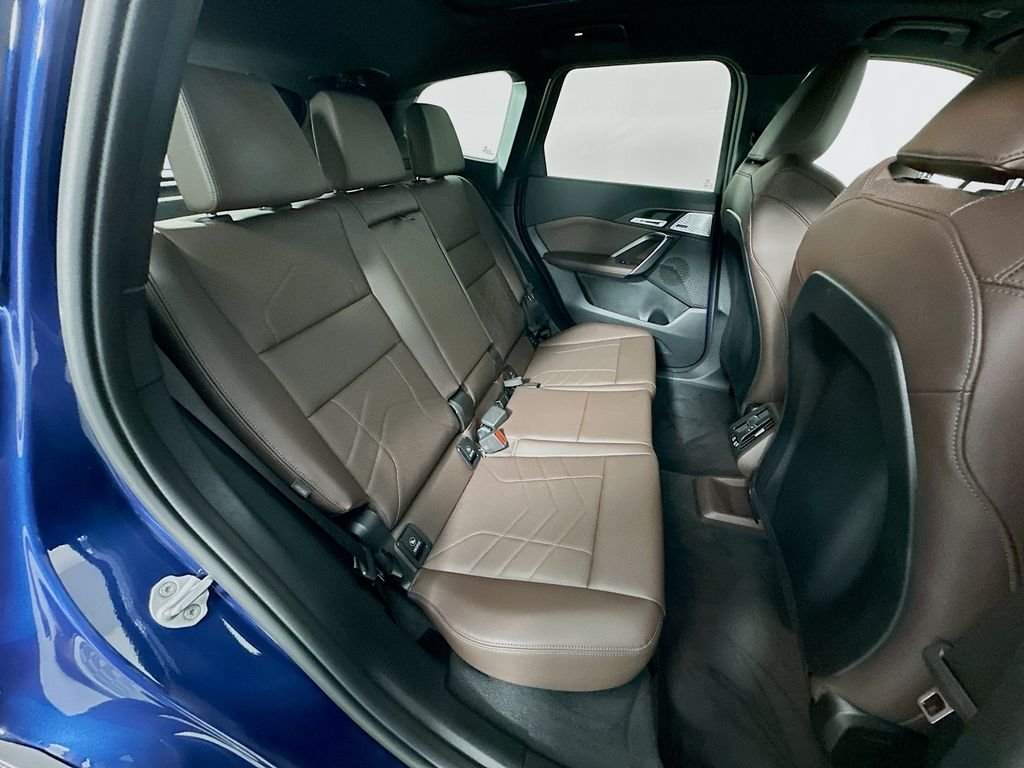 2025 BMW X1 28i - Photo 27