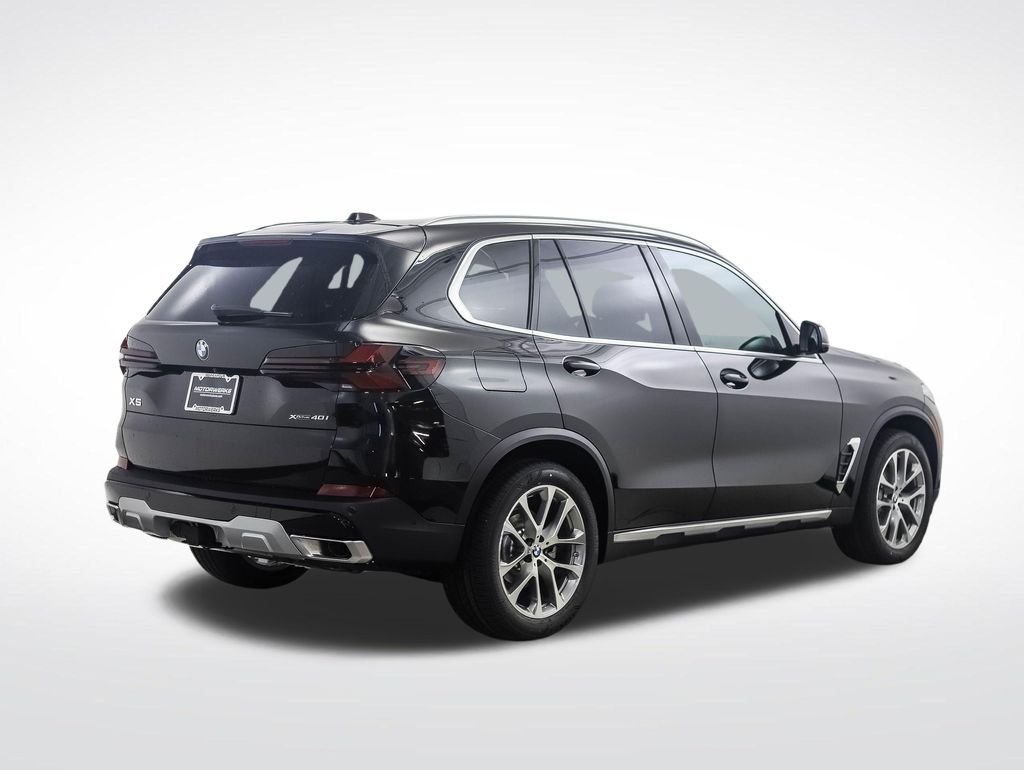 Used 2026 Black Sapphire Metallic BMW xDrive40i image 6