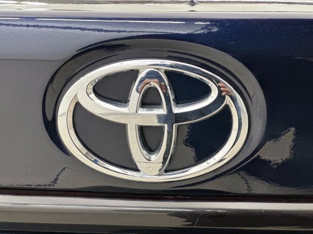 2024 Toyota Corolla LE - Photo 37