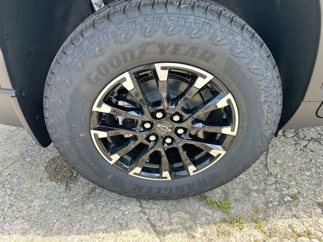 New 2026 Sterling Gray Metallic Chevrolet Z71 image 48