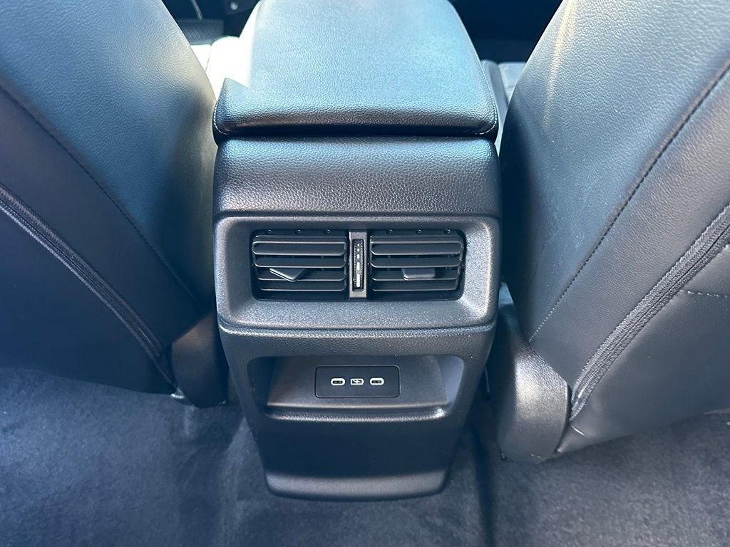 Used 2024  Honda EX-L image 19
