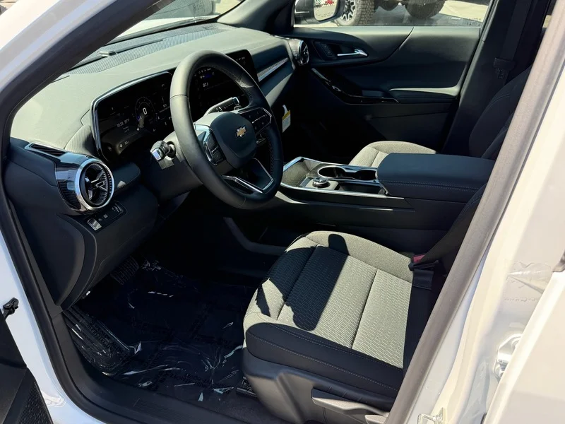 2026 Chevrolet Equinox LT - Photo 15