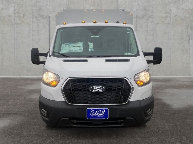 New 2026 Oxford White Ford Cutaway image 16