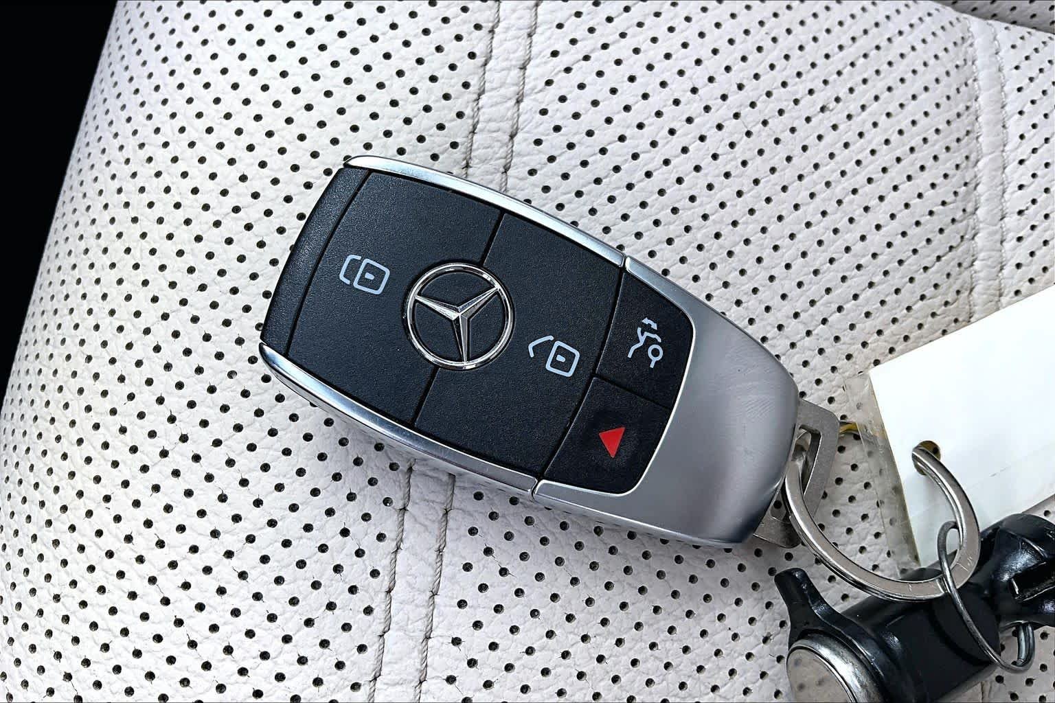 Certified Used 2022 Emerald Green Metallic Mercedes-Benz GLE 350 image 15