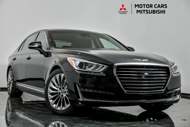 2017 Genesis G90 5.0 Ultimate AWD's photo