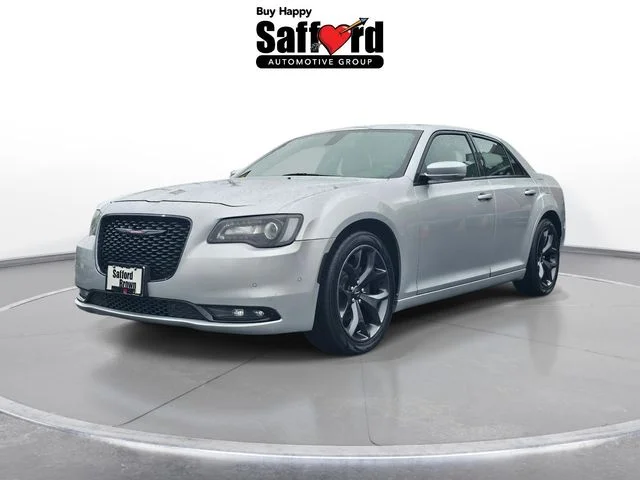 2021 Chrysler 300 S's photo