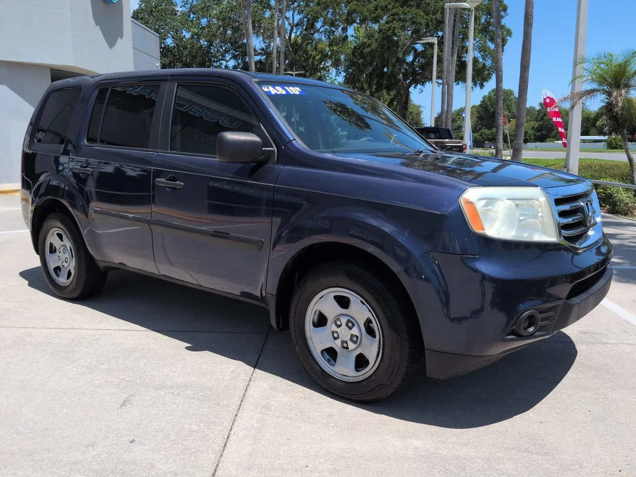 Used 2015 Obsidian Blue Honda LX image 2