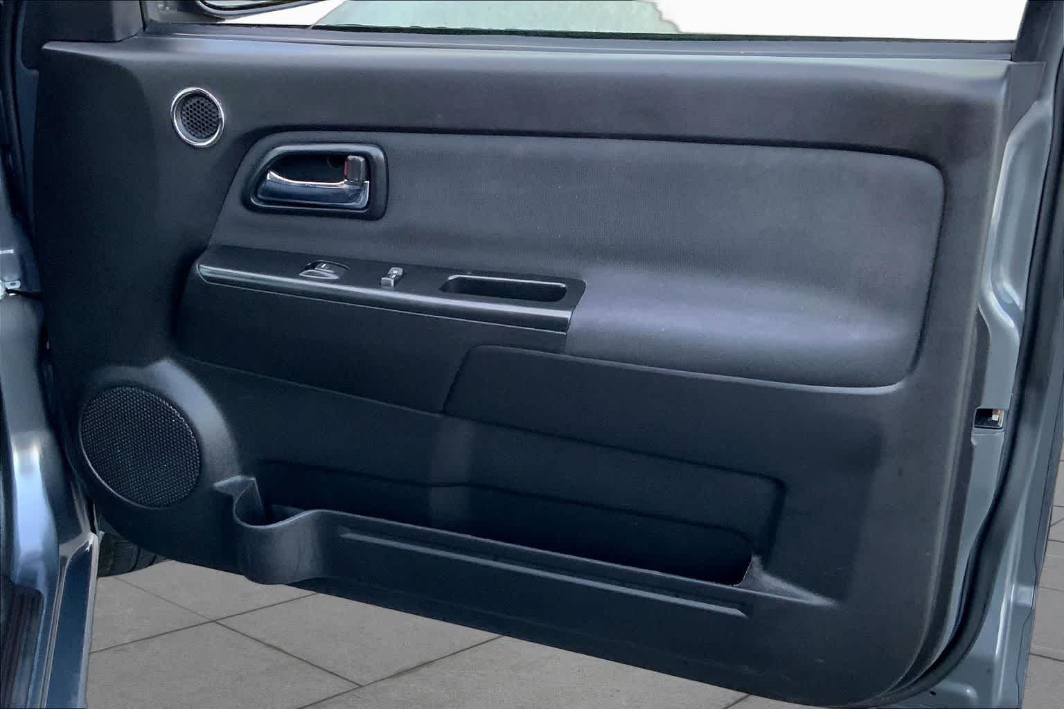 Used 2008 Dark Gray Metallic Chevrolet LT w/1LT image 20