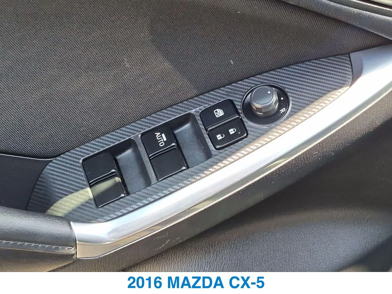 Used 2016 Black Mazda Touring image 13