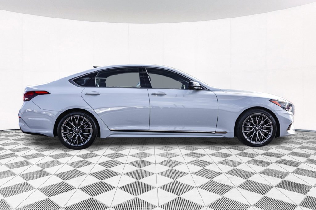Used 2020 Silver Genesis 3.3T Sport image 16