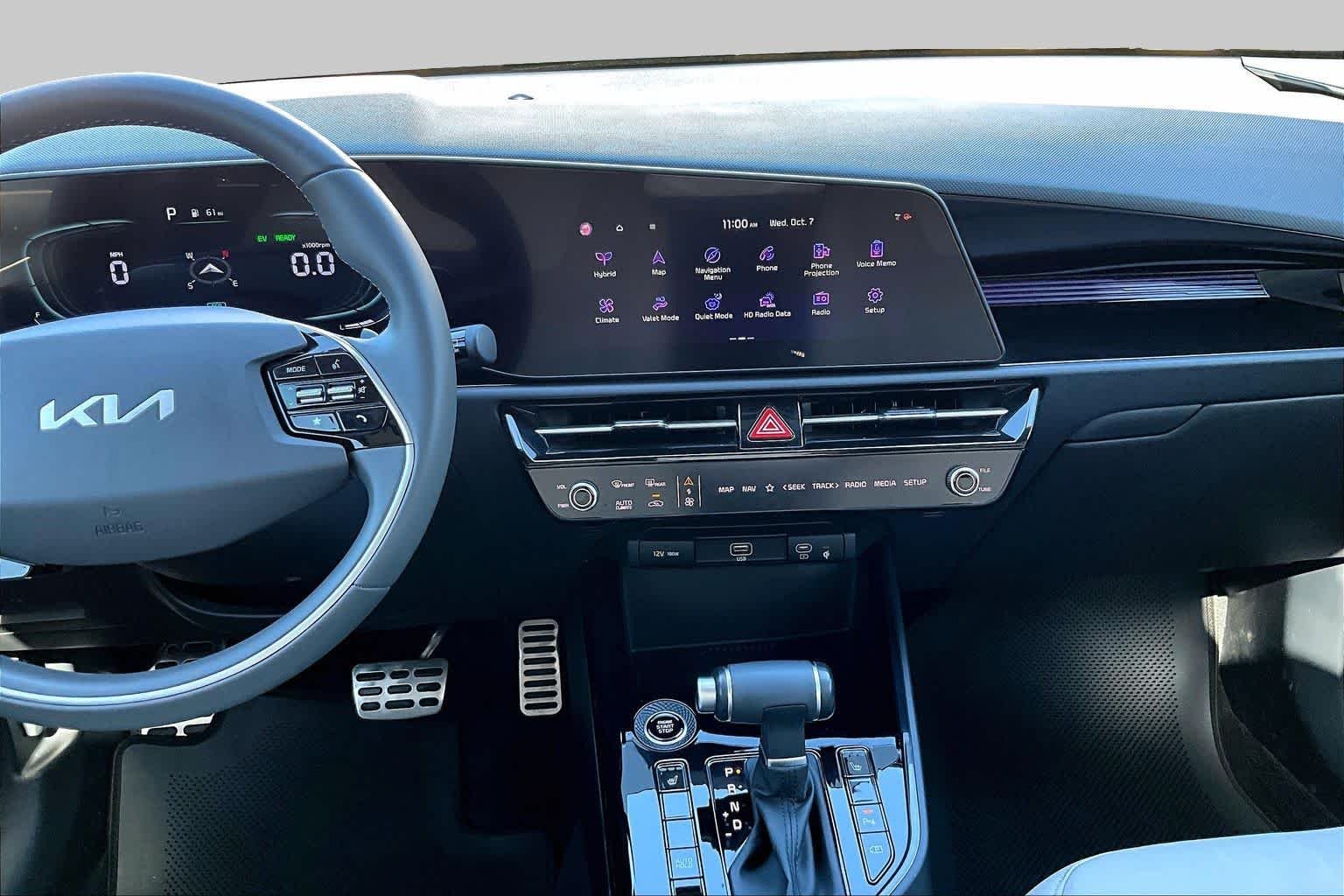 Used 2024 Graphite Gray Kia EX Touring image 7