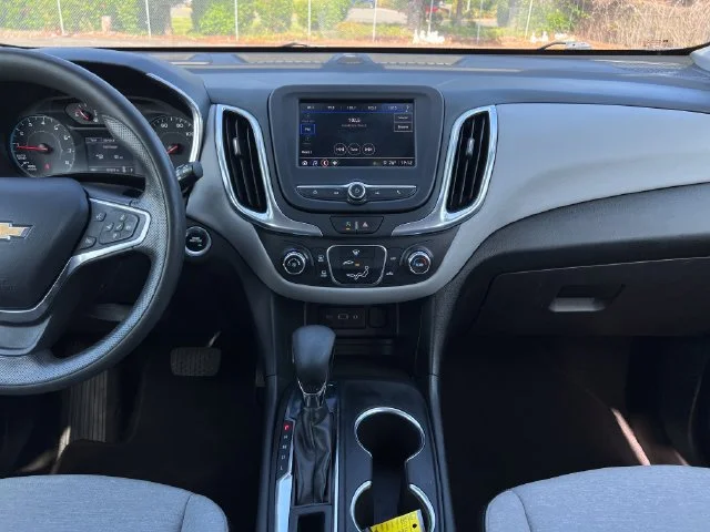 Used 2022 Summit White Chevrolet LS image 21