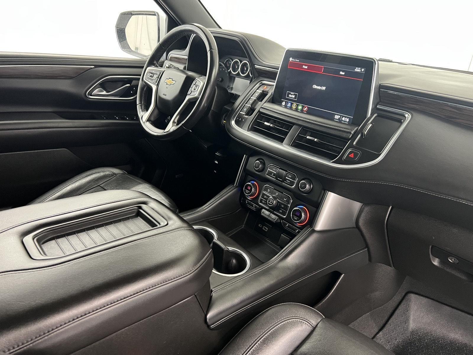 Used 2021 Summit White Chevrolet LT image 30