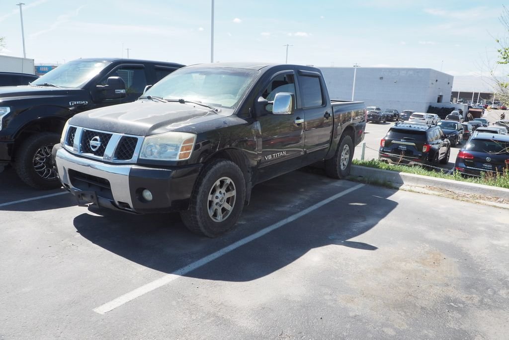 2005 Nissan Titan LE
