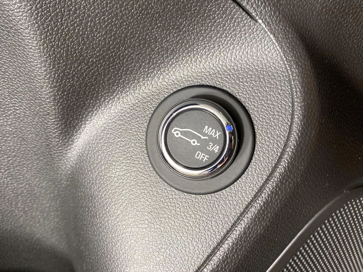 Used 2024 Ocean Blue Metallic Buick Preferred image 26
