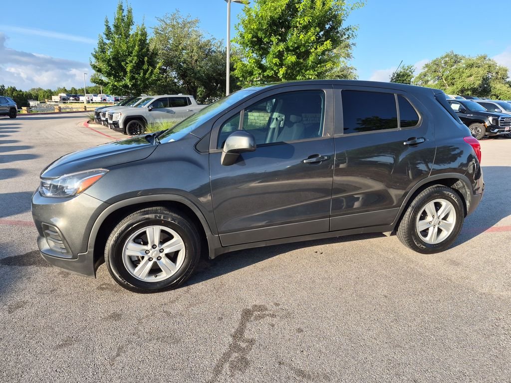 Used 2020 Gray Chevrolet LS image 4