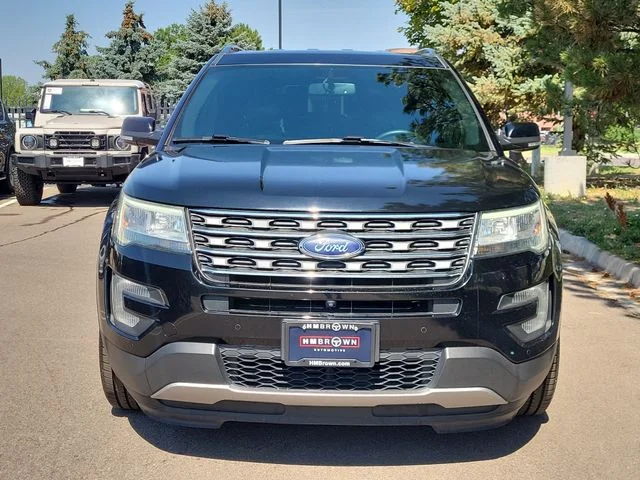 Used 2017 Shadow Black Ford Limited image 7
