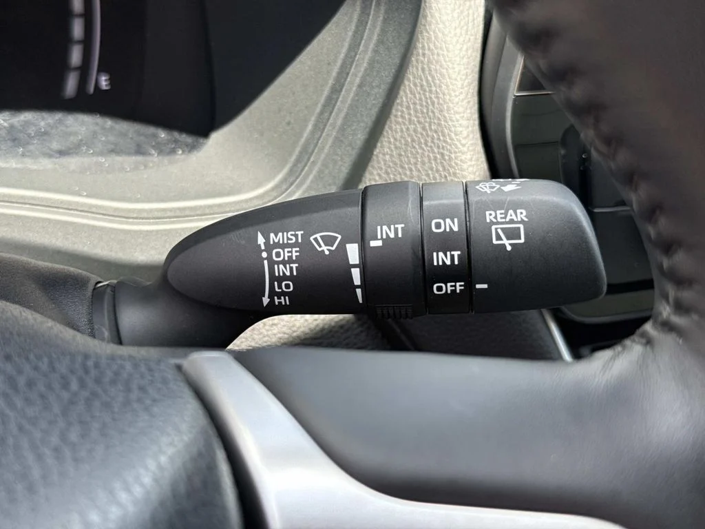 Used 2025 Silver Toyota XLE image 37