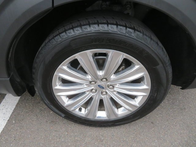Used 2020 Oxford White Ford Limited image 35