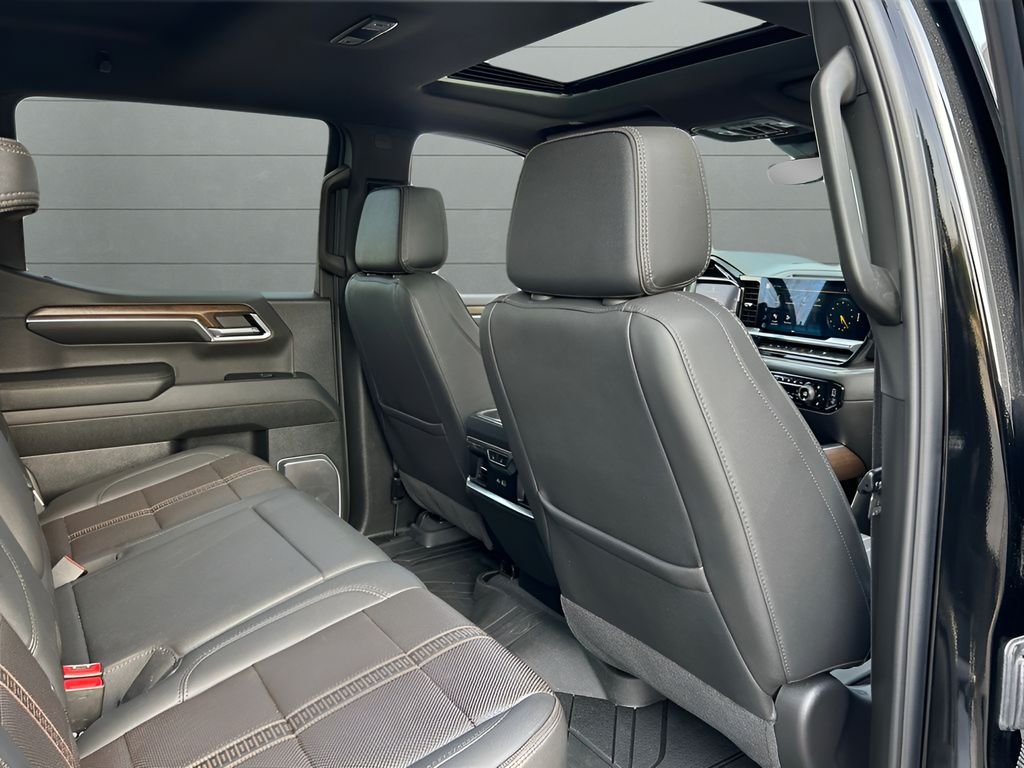 2024 Chevrolet Silverado 1500 High Country - Photo 14