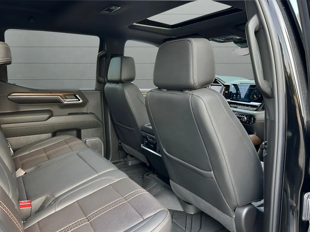 2024 Chevrolet Silverado 1500 High Country - Photo 14