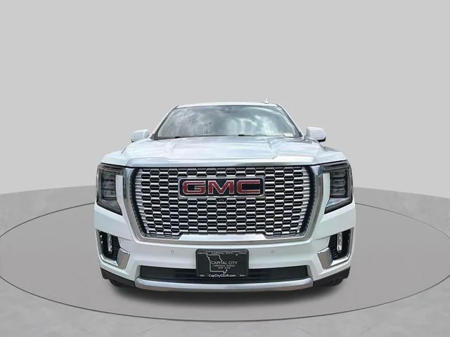 Used 2022 White GMC Denali image 10