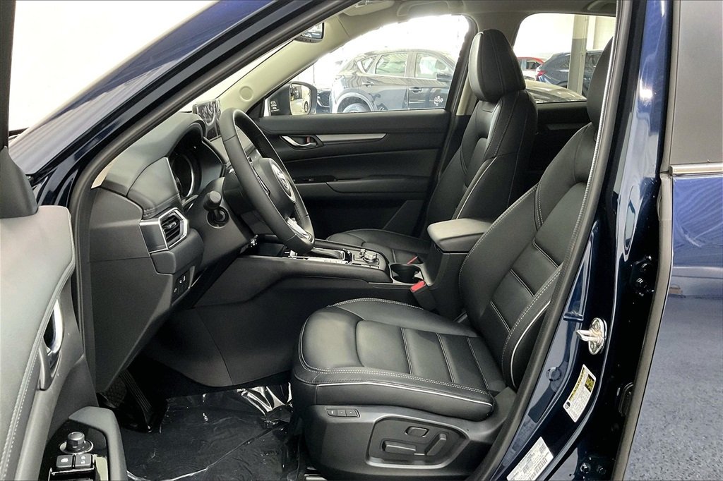 2025 MAZDA CX-5 - Image 8