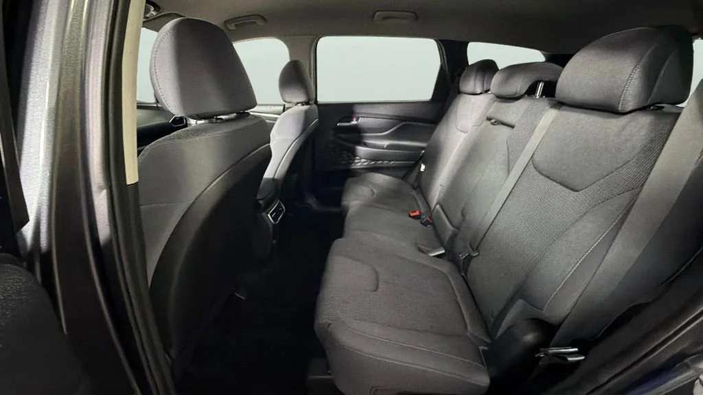Used 2021 Gray Hyundai SE image 25