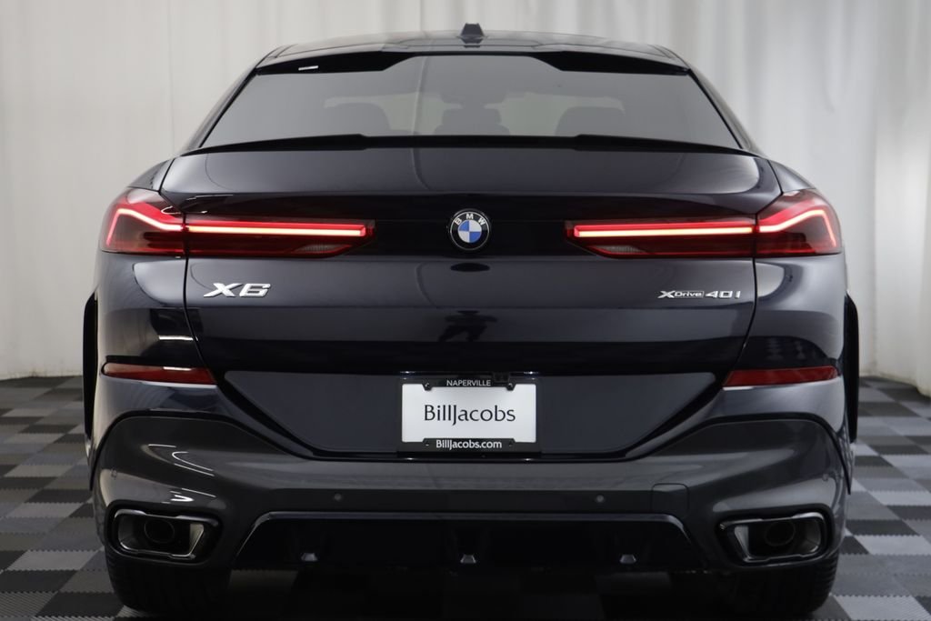 New 2027 Carbon Black Metallic BMW xDrive40i image 16