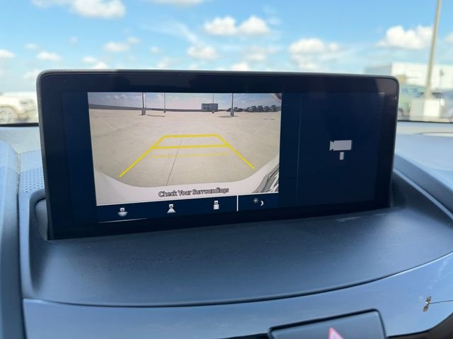 Used 2021 White Acura Base image 21