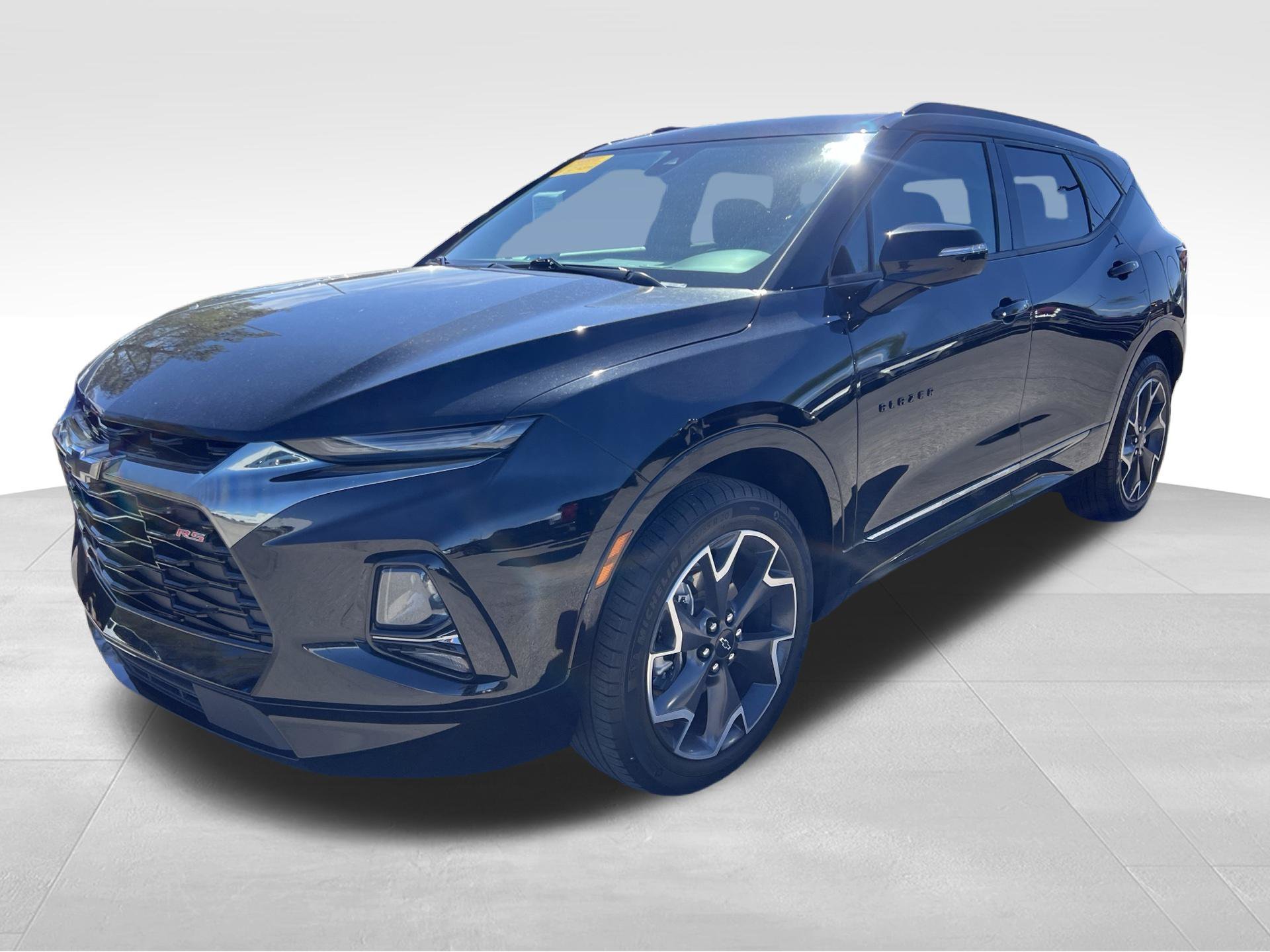 Used 2022 Black Chevrolet RS image 9