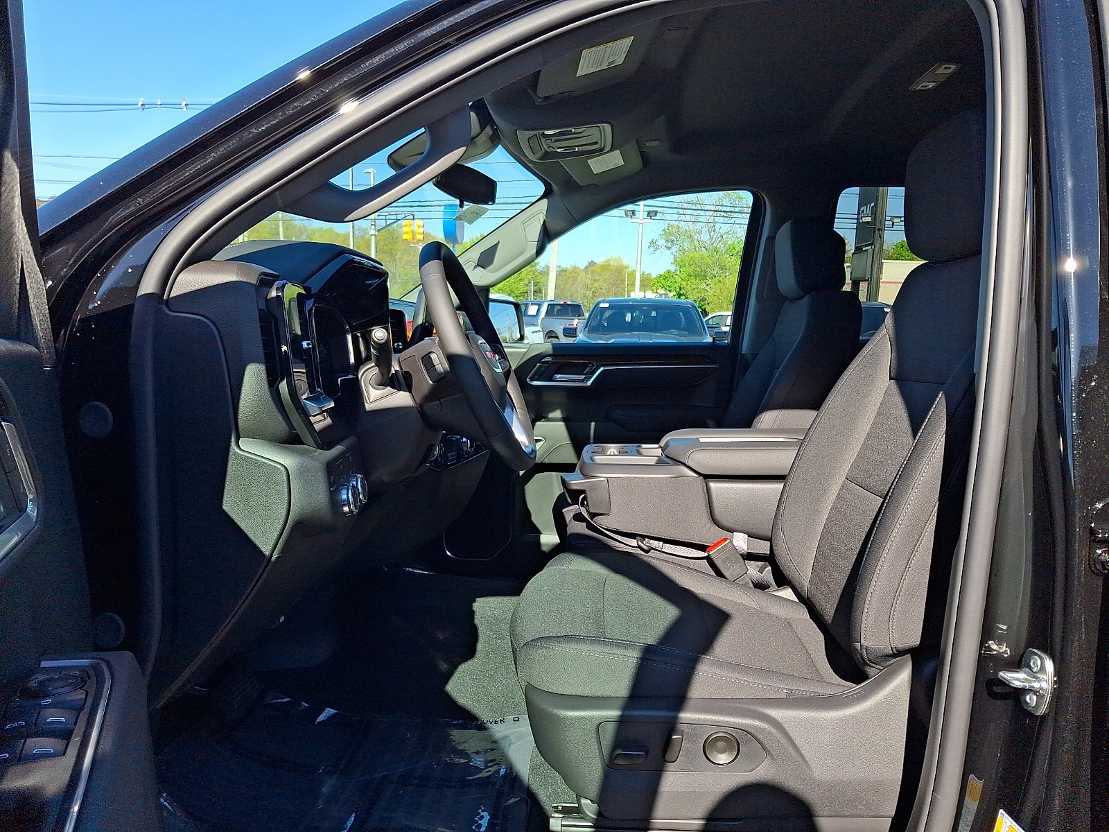 New 2026 Onyx Black GMC Elevation image 6