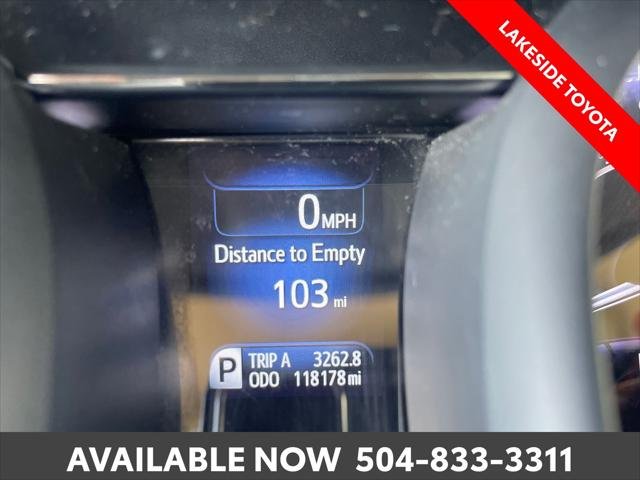 Certified Used 2016 OOH LA LA ROUGE MICA Toyota  image 39