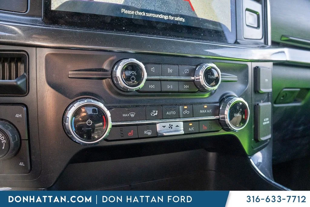 Used 2023 Black Ford XLT image 9