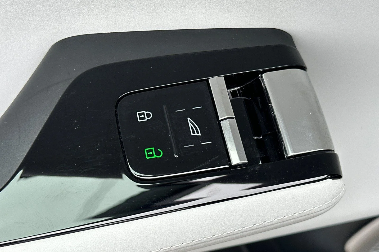 Used 2025 Jupiter Metallic Polestar Long Range Dual Motor image 15