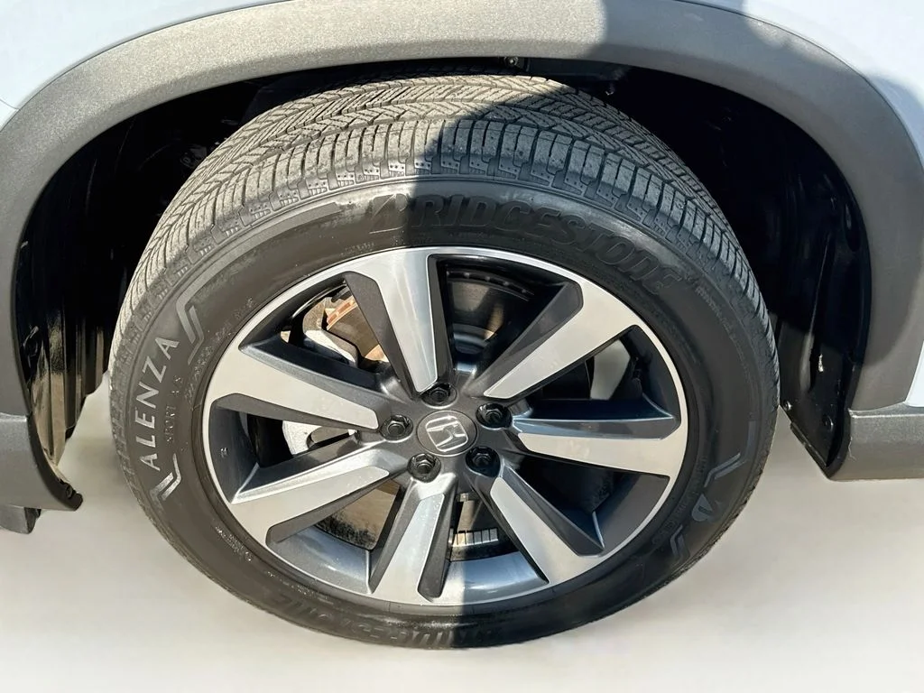 Used 2024 Gray Honda Touring image 40