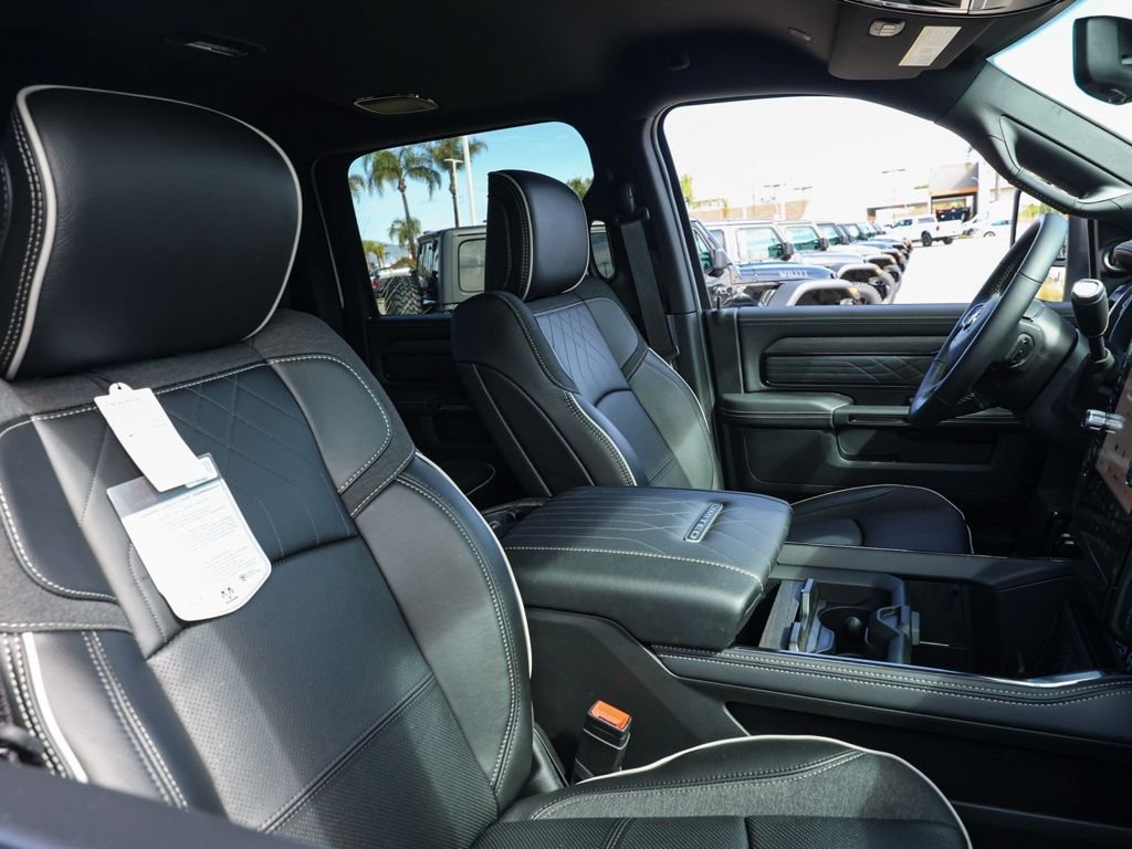 New 2026 Bright White Clear-Coat Exterior Paint RAM Limited image 19