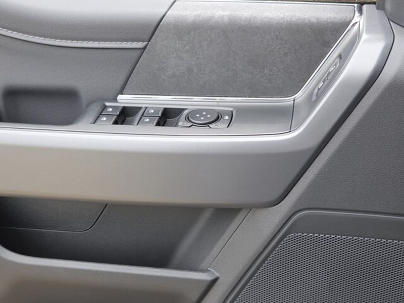 New 2026 Iconic Silver Metallic Ford XLT image 24
