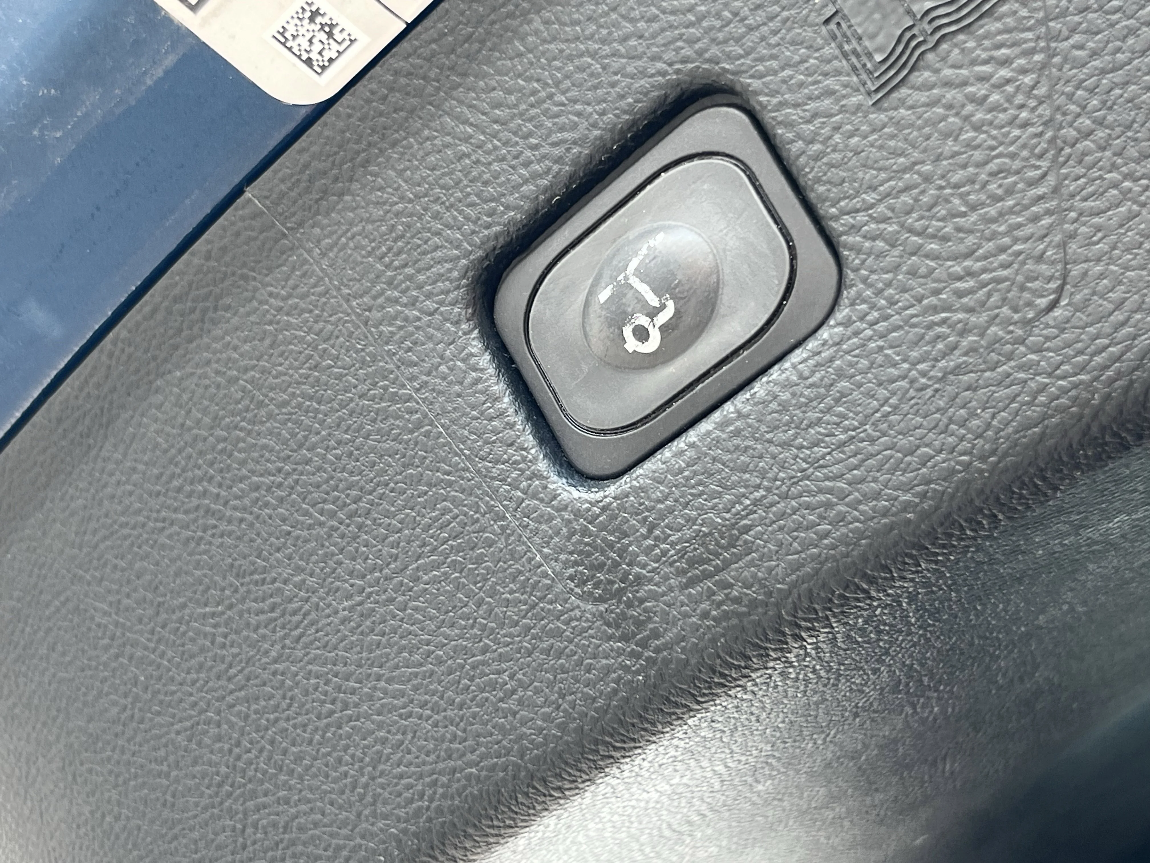 Used 2020 Green Metallic Ford Titanium image 8