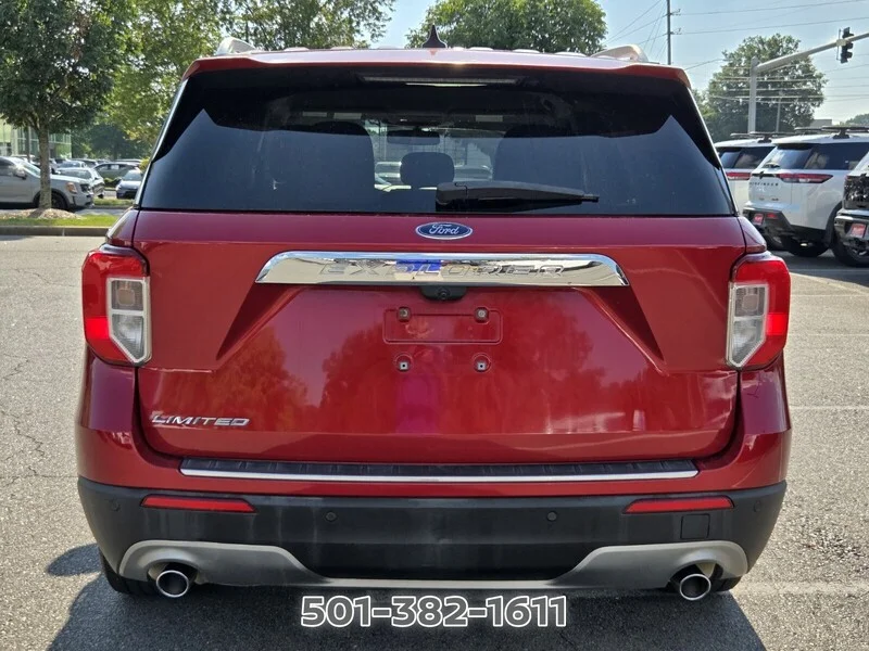 Used 2021 Red Metallic FORD LIMITED RWD image 6