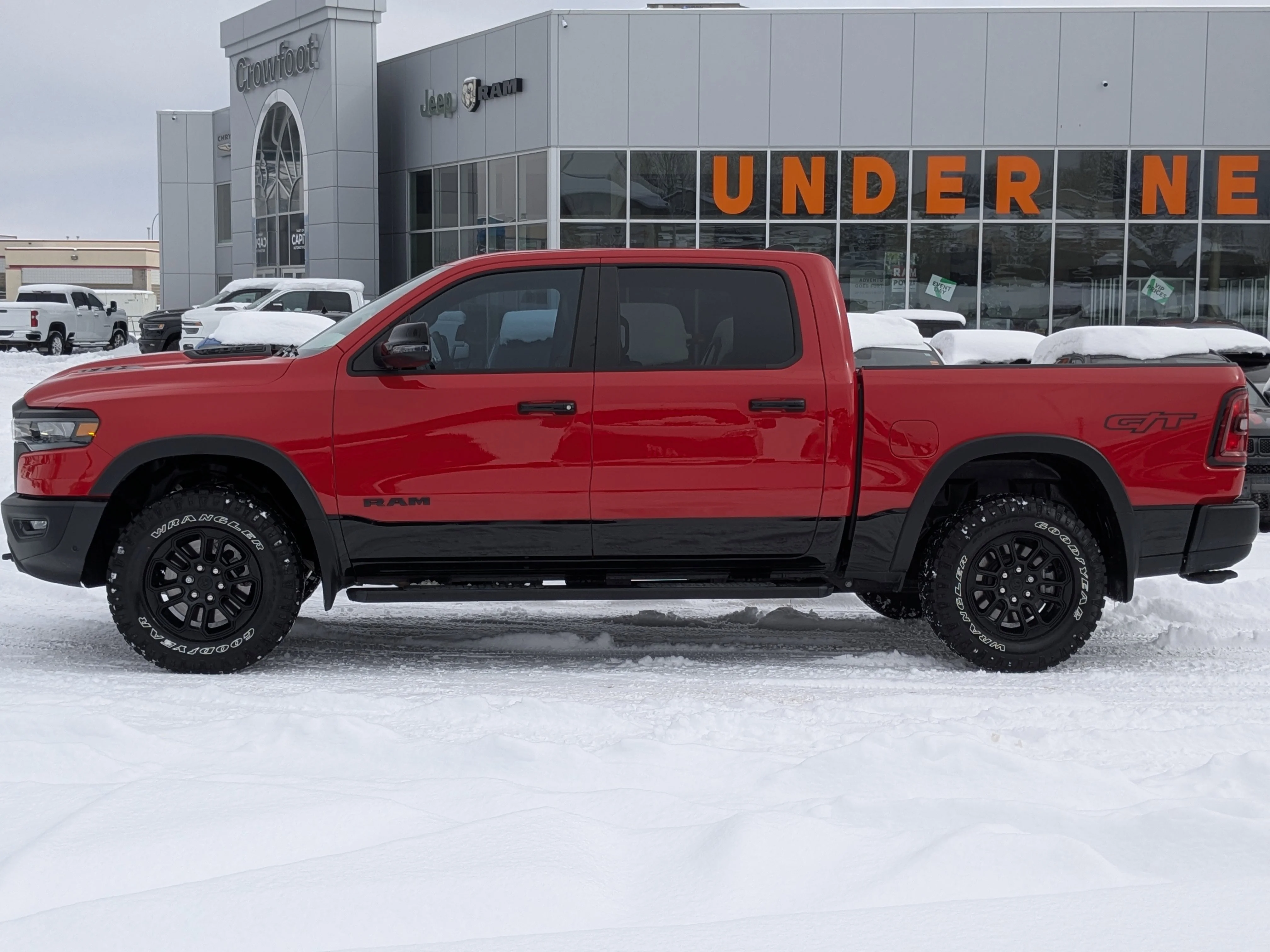 Used 2025 Red RAM Rebel - Rebel Level II Grp - Dual-Pane Sunroof - G/T Pkg - Tech Pkg - Bed Utility Grp - LOADED! image 5
