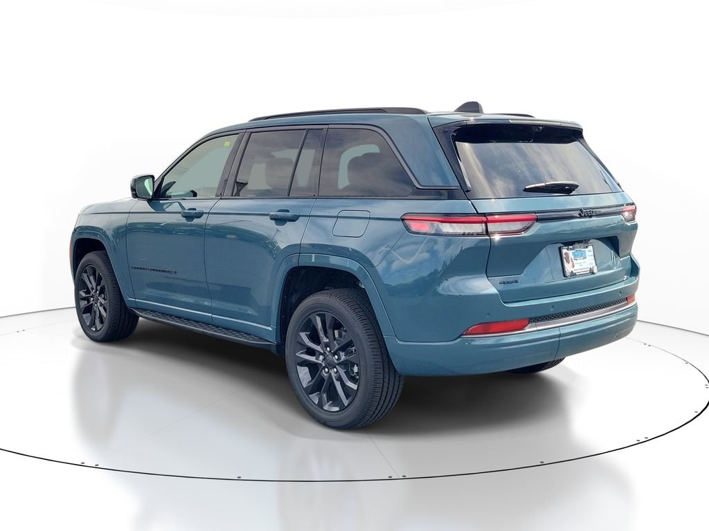 New 2026 Steel Blue Exterior Paint Jeep Limited Reserve image 3
