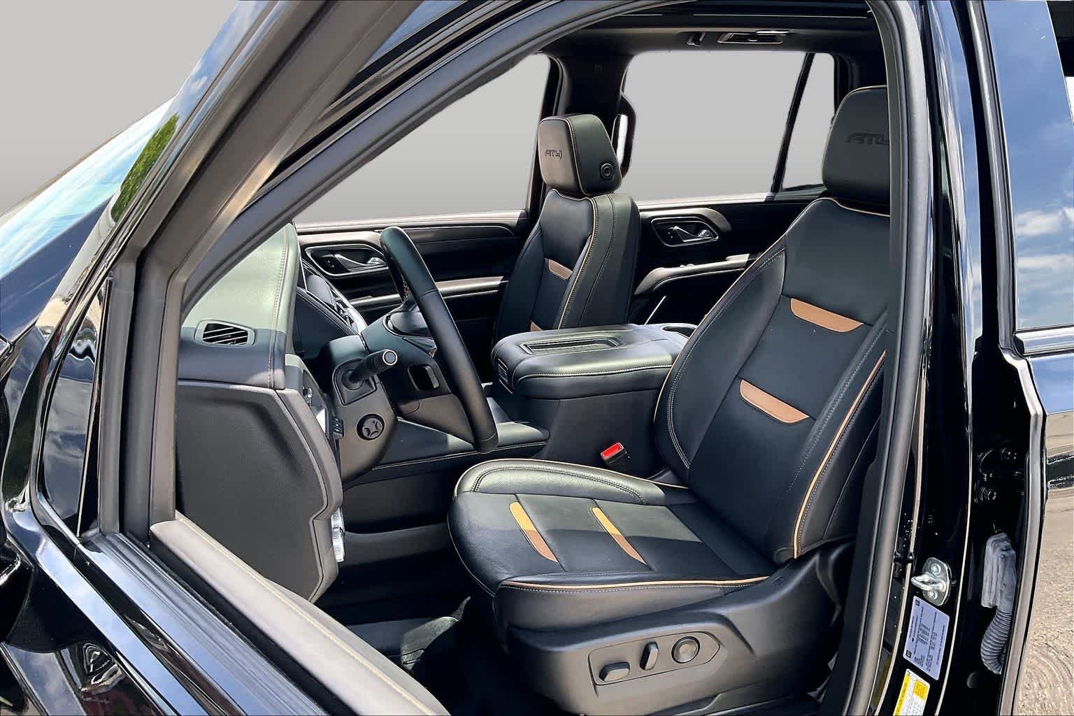 Used 2024 Onyx Black GMC AT4 image 8