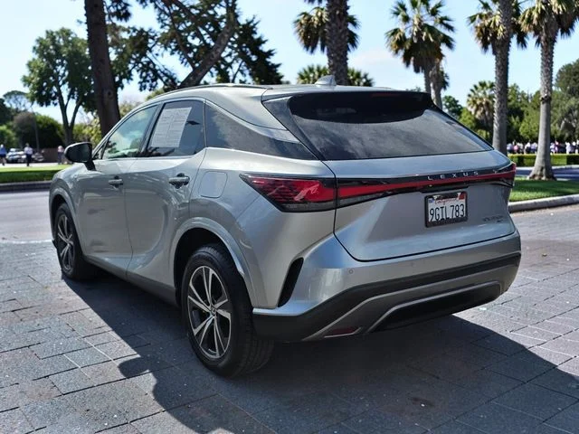 Used 2023 Silver Lexus 350h Premium image 7